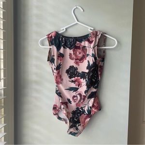 Light Pink, Floral LuckyLeo - AS
